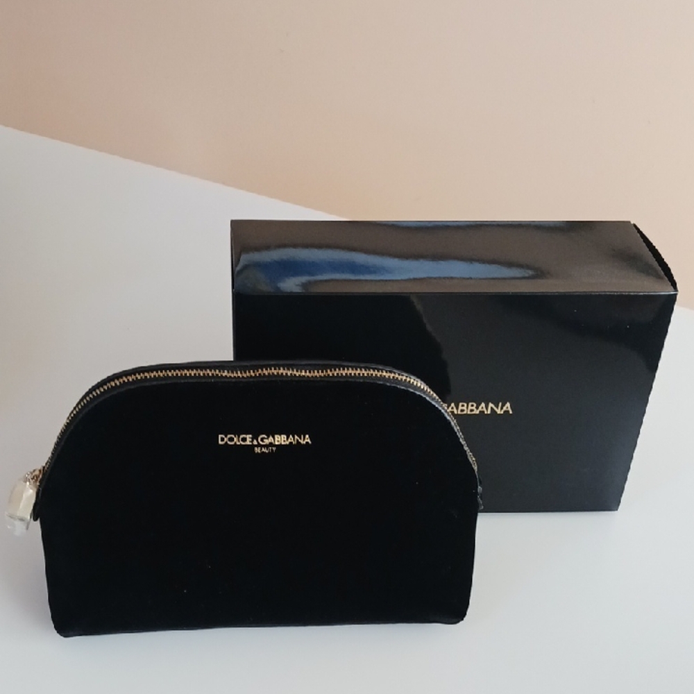 NWOT Dolce & Gabbana Cosmetic Bag